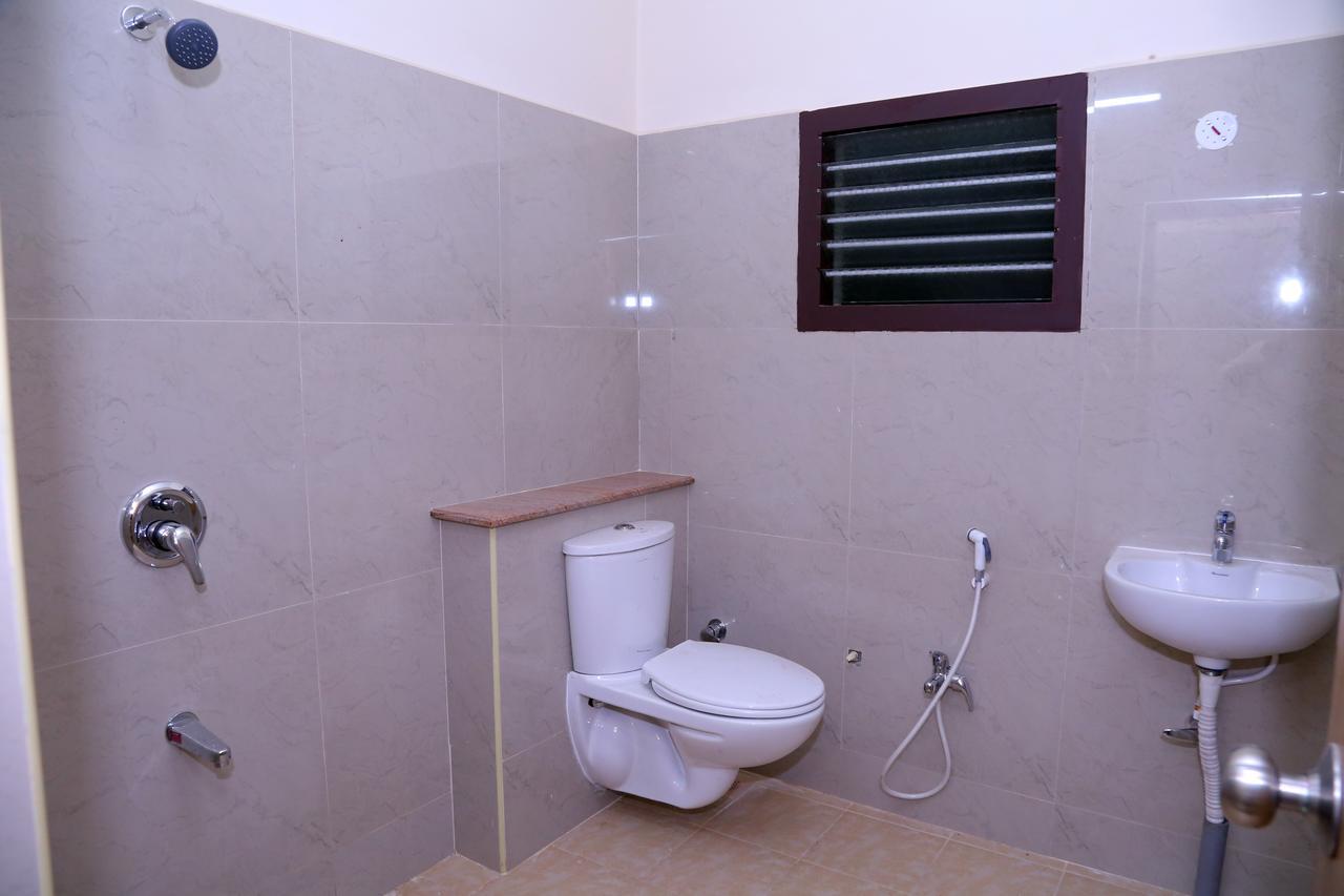 Sgrt Residency Hotell Vellore Exteriör bild